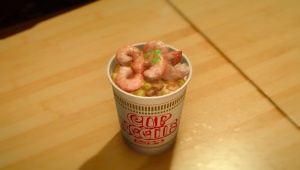 Cup noodles with shrimp1.jpg